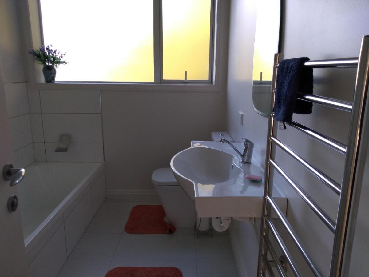 Apartmán Quiet Location With View And Public Transport Wellington Exteriér fotografie